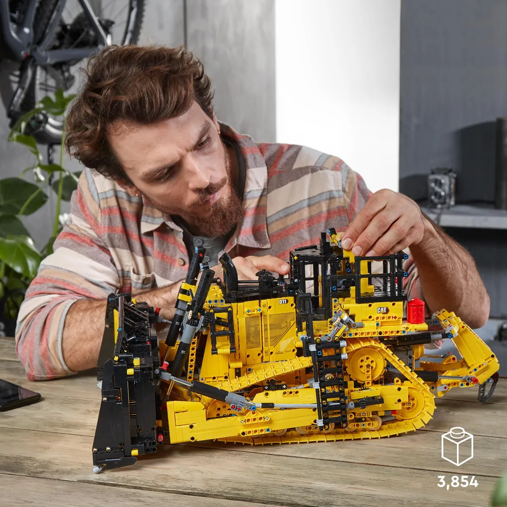 LEGO Technic Cat D11 Bulldozer 42131 – 3854 Teile App-Steuerung